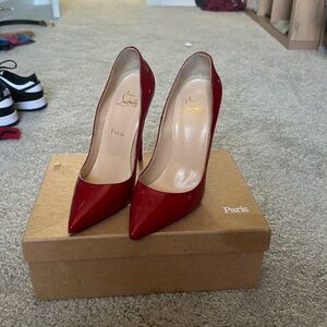 Christian Louboutin So Kate pointed toe patent red